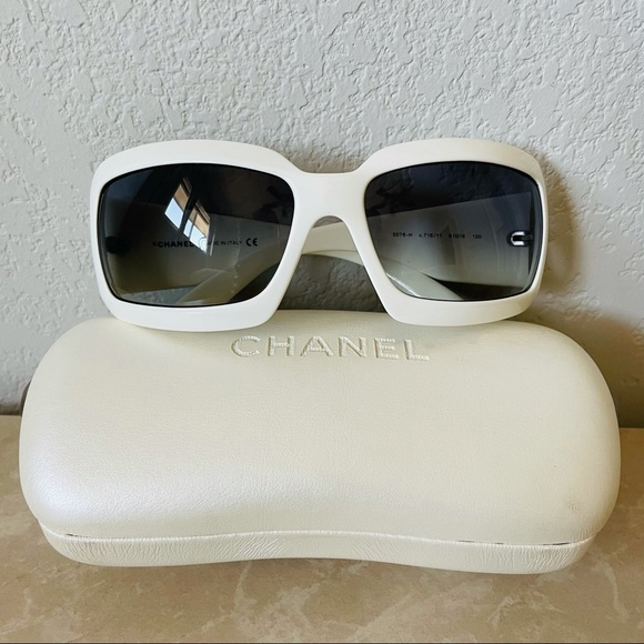 Iconic Chanel Sunglasses - Picture 2 of 15